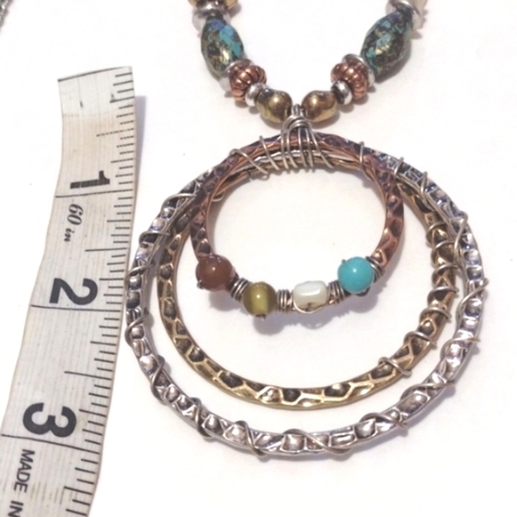 ROXY AND LOLA SILVER-TONE BEADED 3-TONE ROUND METAL PENDANT 17-20" NECKLACE - Picture 7 of 8